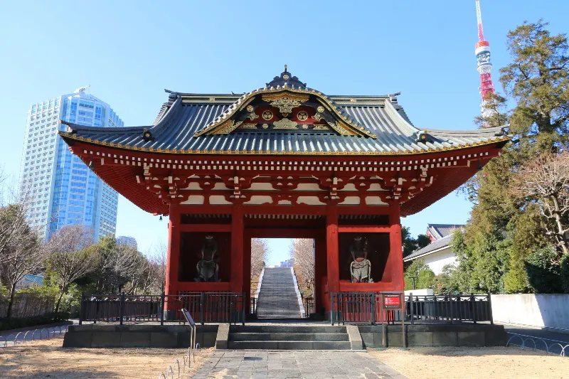 歴史的建造物の旧台徳院霊廟惣門