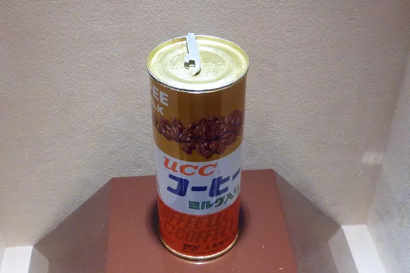 世界で初めて発売された缶コーヒー（現存する唯一の初代ロング缶）