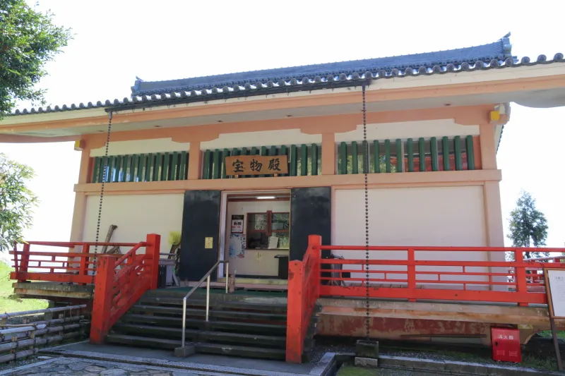 宝厳寺の竹生島宝物殿