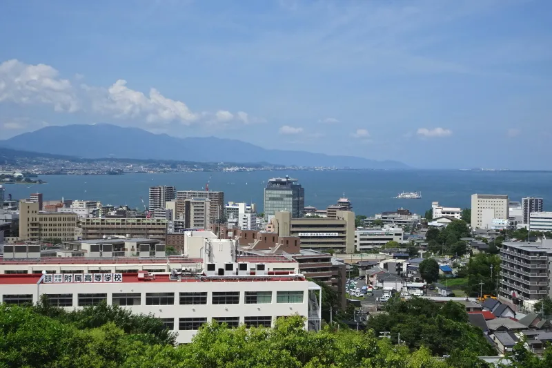展望台からの眺めは良く眼下に琵琶湖が見えるビュースポット