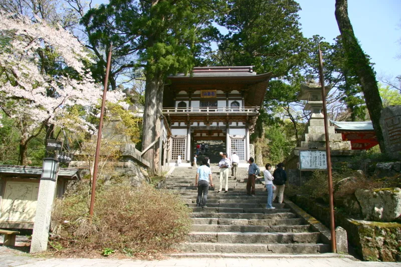 創建から１３００年の歴史ある大山寺 