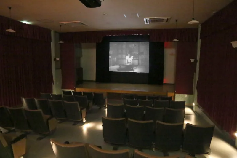 「二十四の瞳」を常時上映している松竹座映画館 