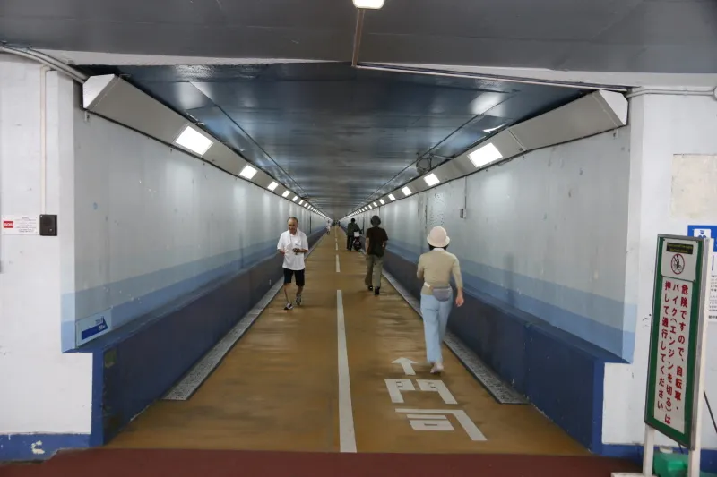 関門トンネルの人道