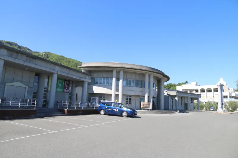 様々な観光施設がそろっている道の駅「小豆島オリーブ公園」 