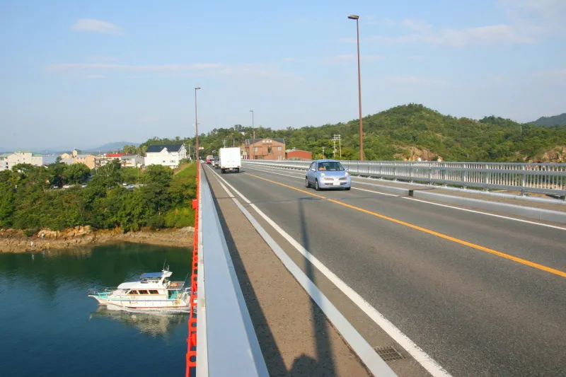 ５号橋の松島橋。交通量は少なく、走りやすい道路 