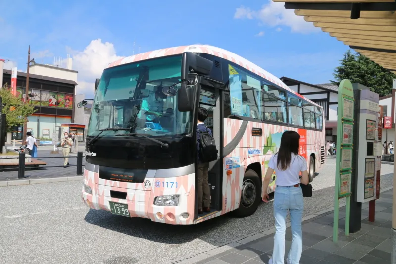 博多駅や太宰府の各所を結ぶバス乗り場 