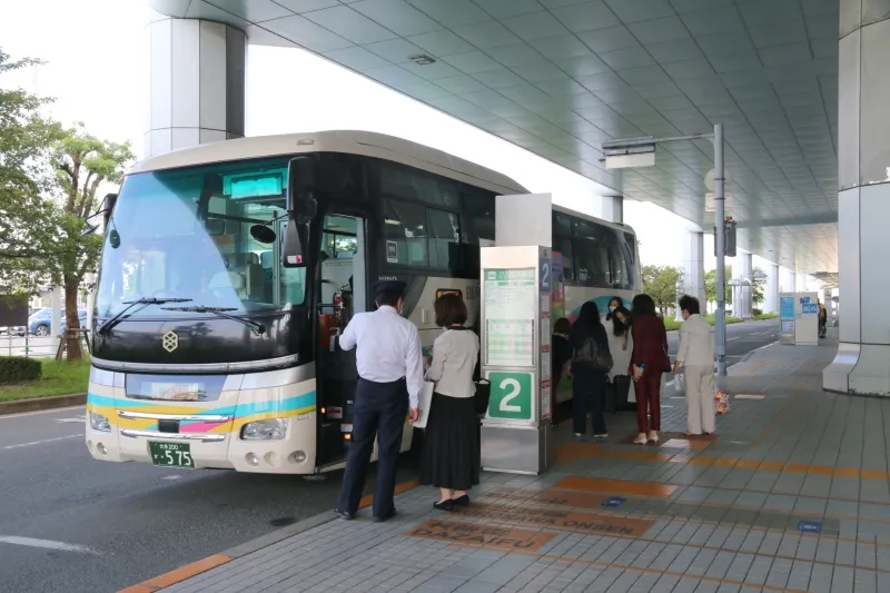 福岡県内を始め、各所を結ぶ、高速バス乗り場 