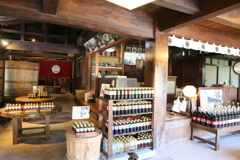 江戸時代に創業した歴史ある建物で営業する老舗 