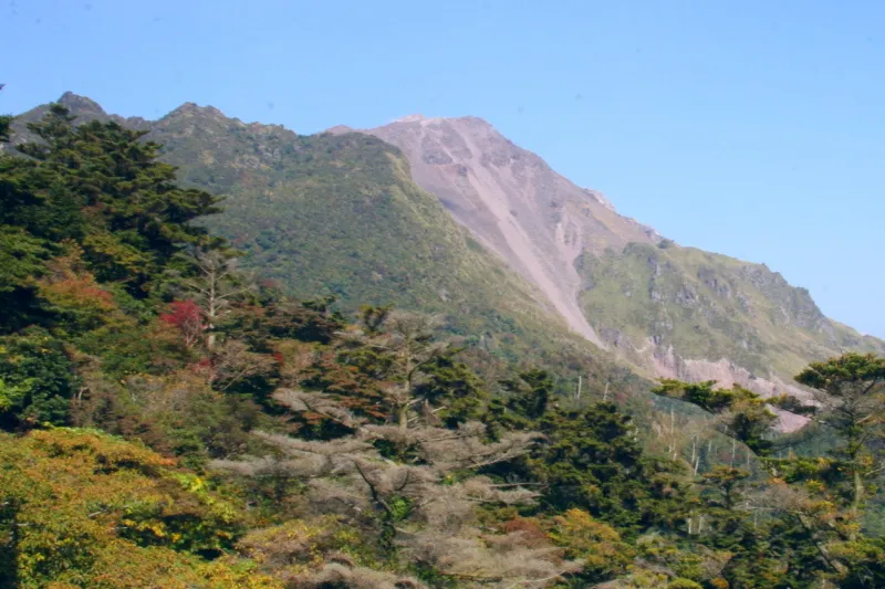 仁田峠から眺める雲仙岳 