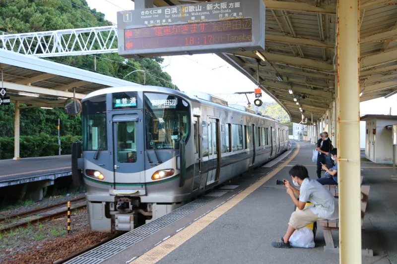 和歌山駅と三重県亀山駅を結ぶＪＲ紀勢本線 